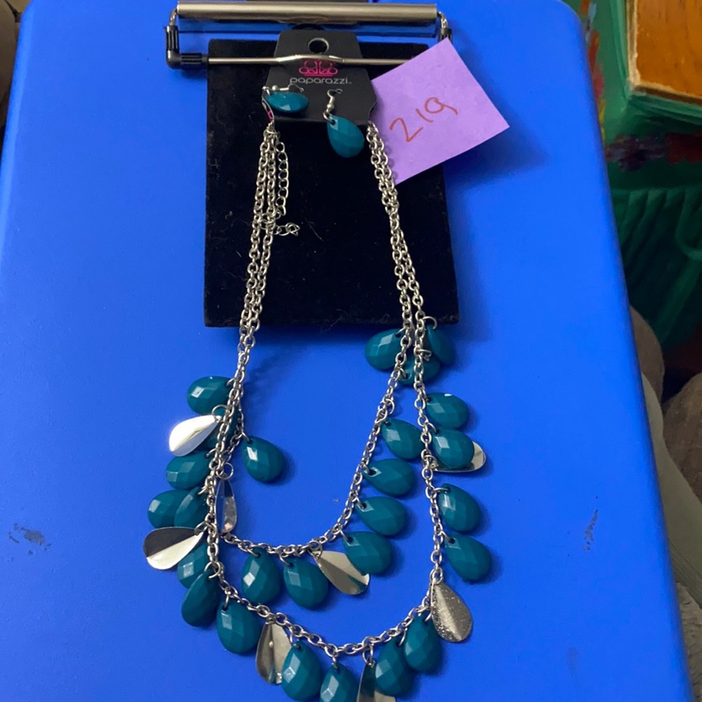 Necklace set